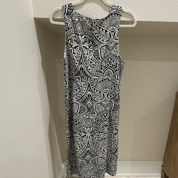 Venus Black + Cream Linen Deep V Midi Dress (Size 12) - Picture 5 of 8